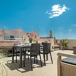 Duplex With Private Terrace & City Views - Center By Rems