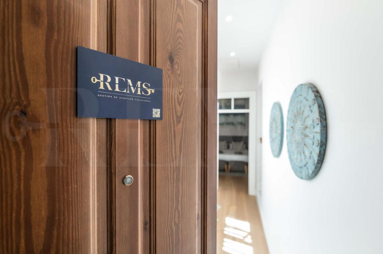 Duplex With Private Terrace & Views - Center By Rems * Málaga